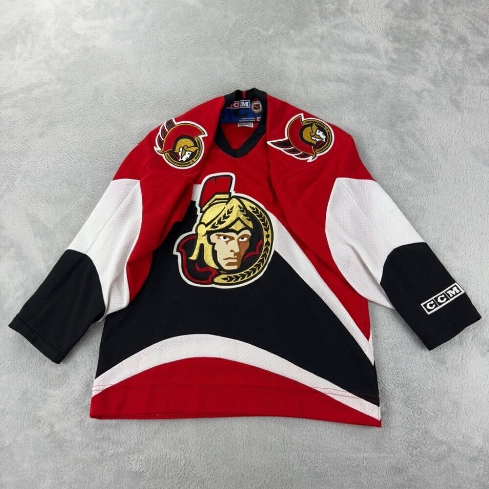 Vintage Ottawa Senators Boys Size L/XL CCM Hockey Jersey